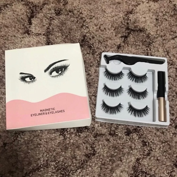Magnetic Eyelashes and Eyeliner - Picture 3 of 3